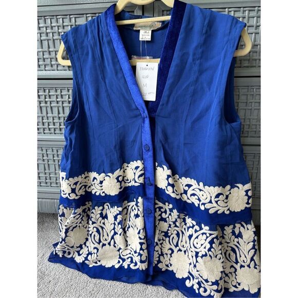 NWT Mynahs Reynu Taandon Royal Blue Tiered Embroidered Sleeveless top, $228 Medi - Picture 1 of 9